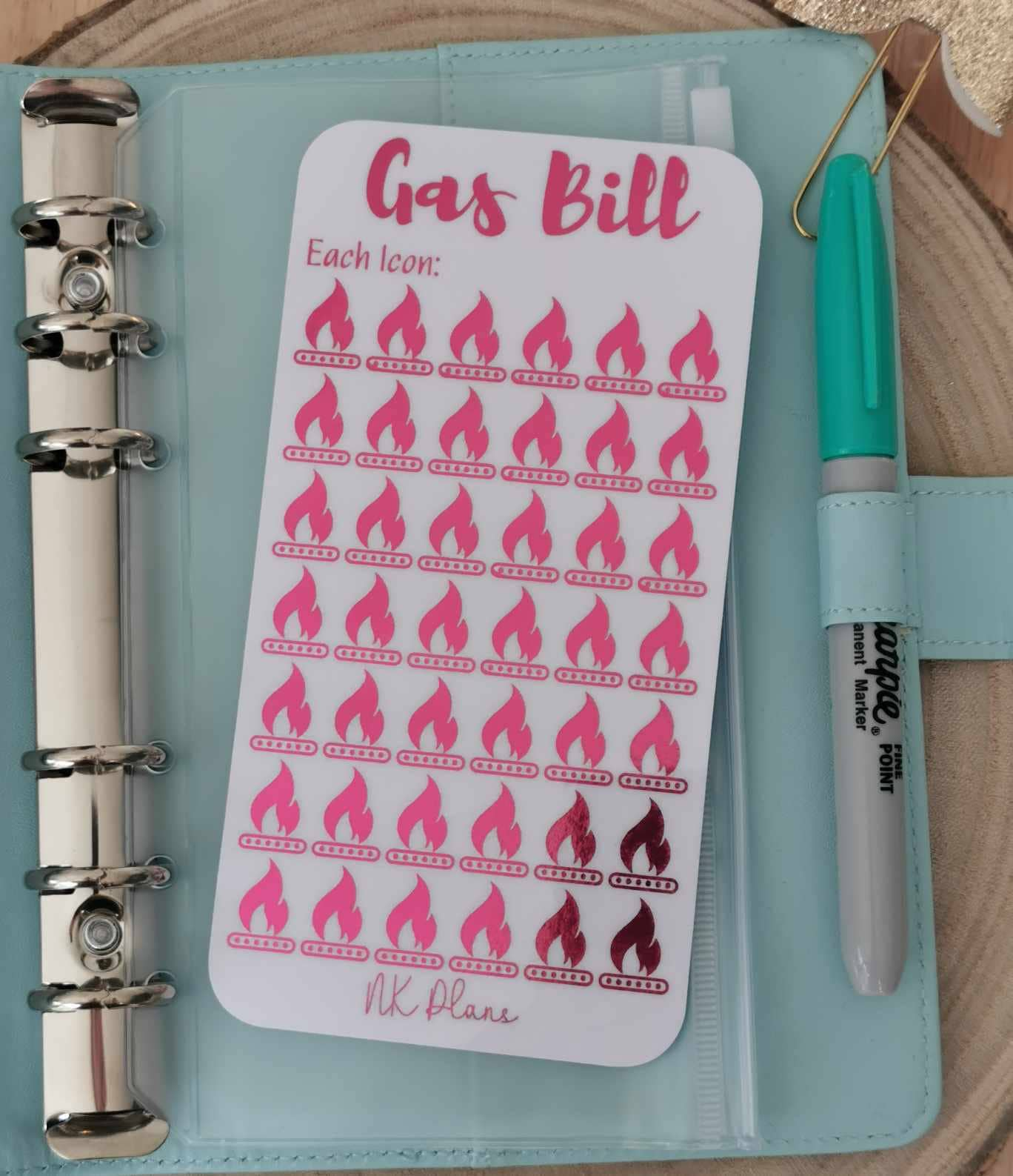 Gas Bill savings tracker. savings tracker, A6 savings tracker. budgeting.