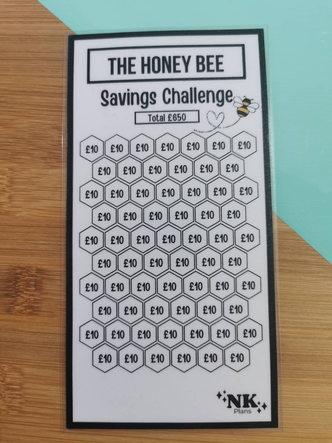 Bee savings. Honey bee savings challenge. savings tracker, budgeting. A6 savings challenge.